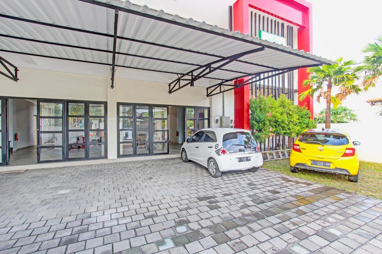Capital O 91377 Mk Prime Syariah Ξενοδοχείο Σεμαράνγκ Εξωτερικό φωτογραφία